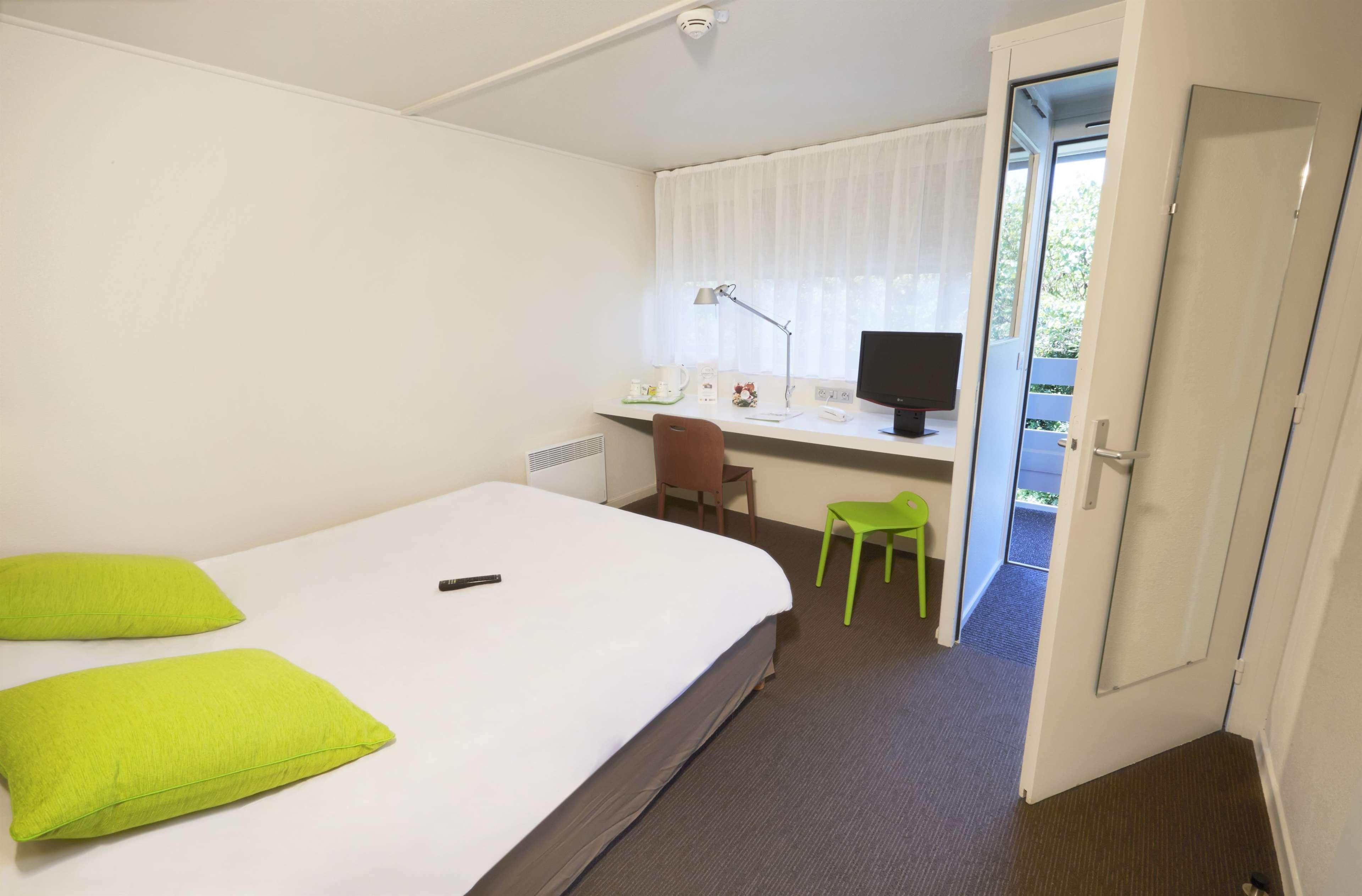 กัมปานีเล เบธูน ฟูกีเยร์ เล เบธูน Hotel Fouquieres-les-Bethune ภายนอก รูปภาพ