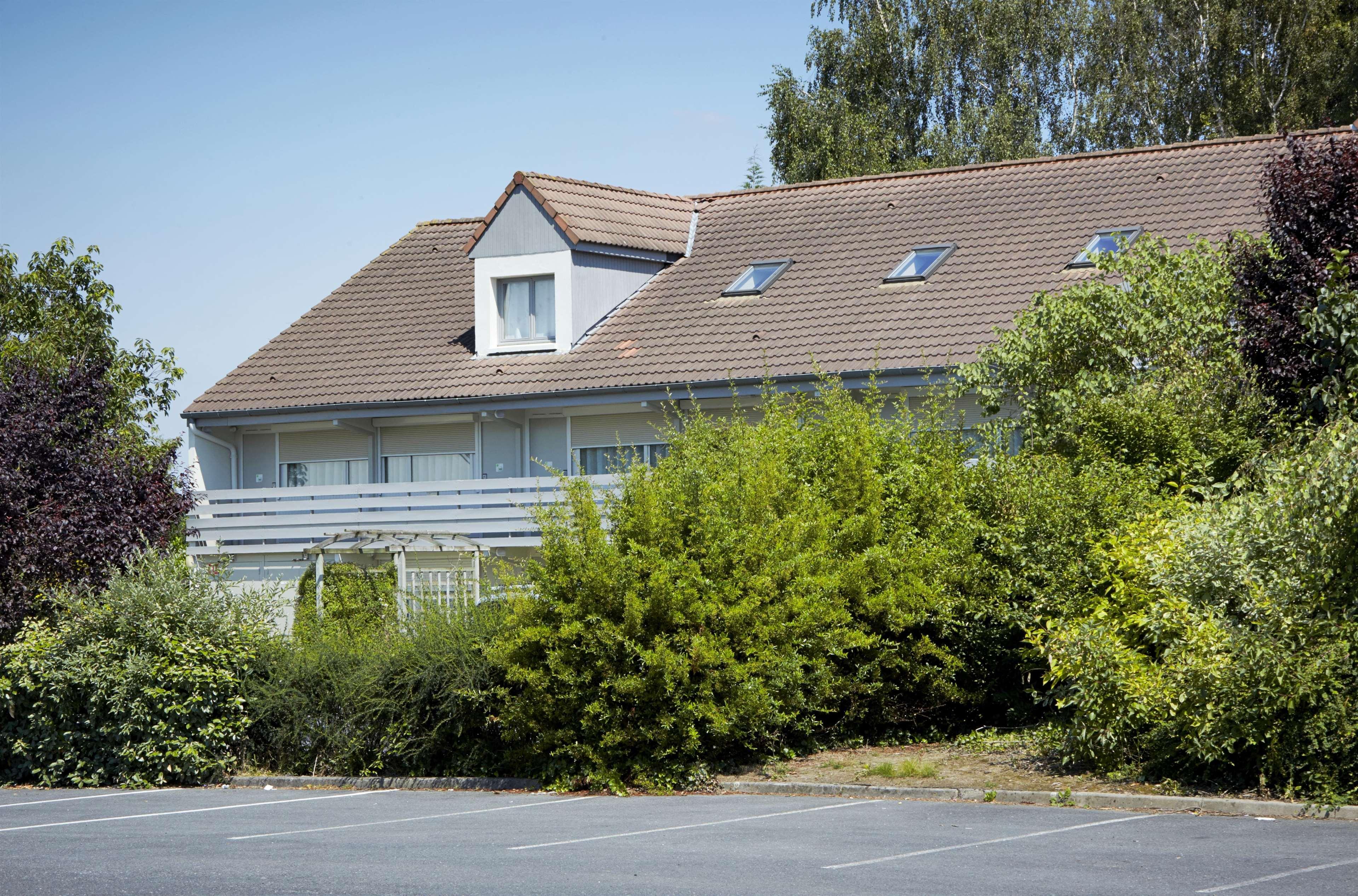 กัมปานีเล เบธูน ฟูกีเยร์ เล เบธูน Hotel Fouquieres-les-Bethune ภายนอก รูปภาพ