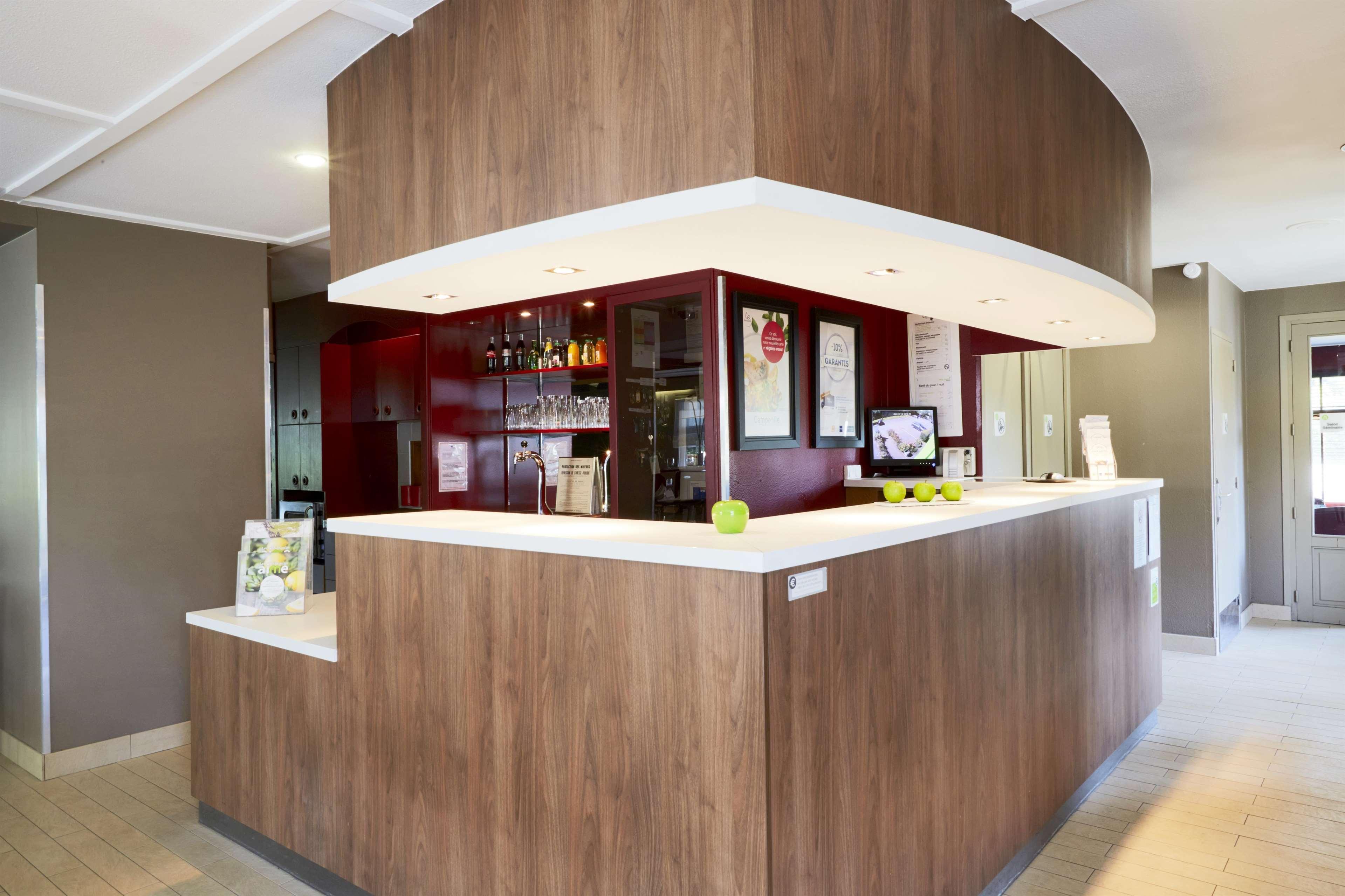 กัมปานีเล เบธูน ฟูกีเยร์ เล เบธูน Hotel Fouquieres-les-Bethune ภายนอก รูปภาพ