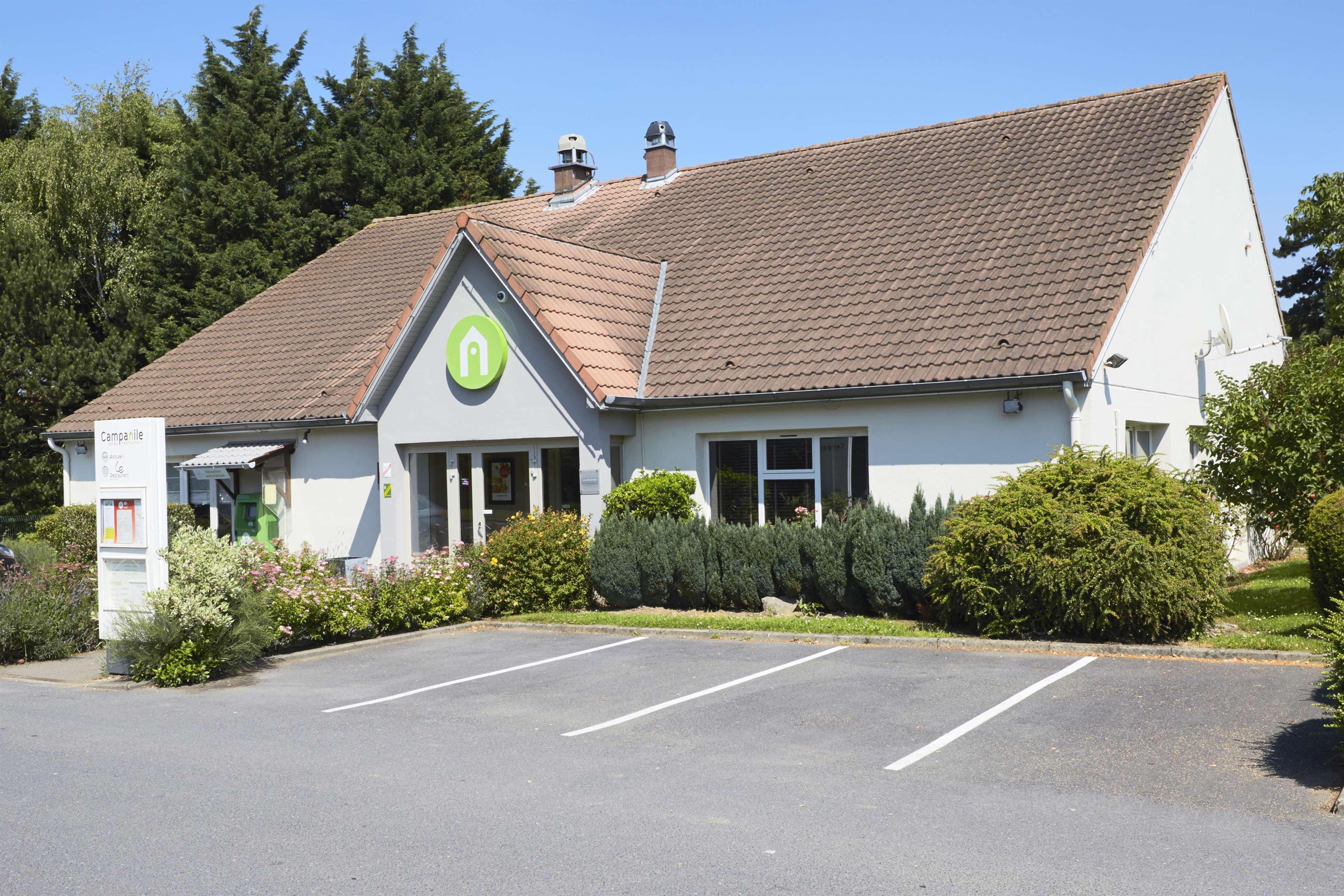กัมปานีเล เบธูน ฟูกีเยร์ เล เบธูน Hotel Fouquieres-les-Bethune ภายนอก รูปภาพ