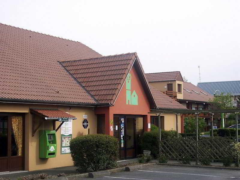 กัมปานีเล เบธูน ฟูกีเยร์ เล เบธูน Hotel Fouquieres-les-Bethune ภายนอก รูปภาพ